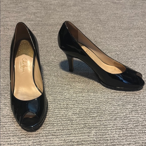 Cole Haan Black Heels Classic Pump Style - Picture 1 of 3